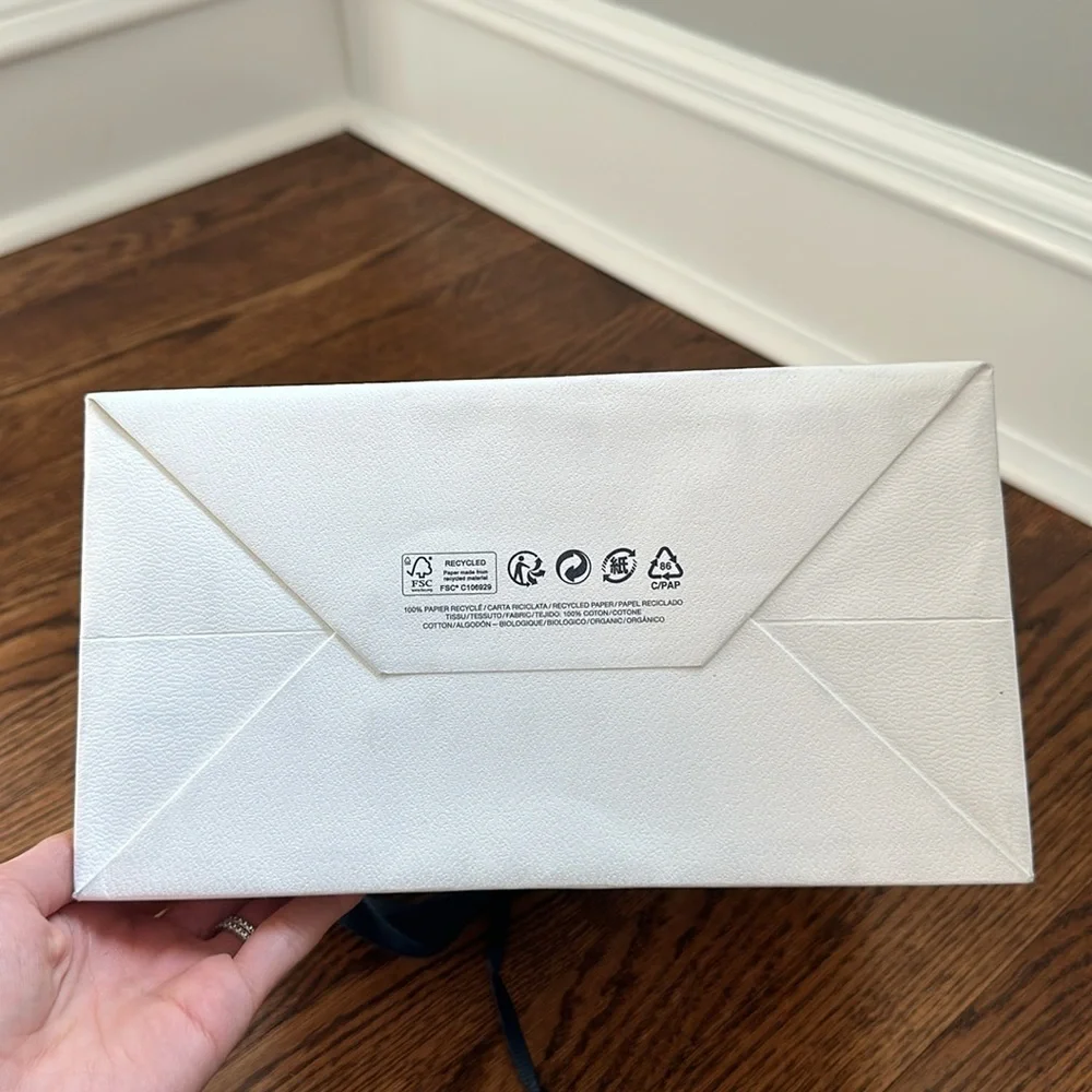 Moncler White Blue Red Shopping Gift Bag - Picture 8 of 8